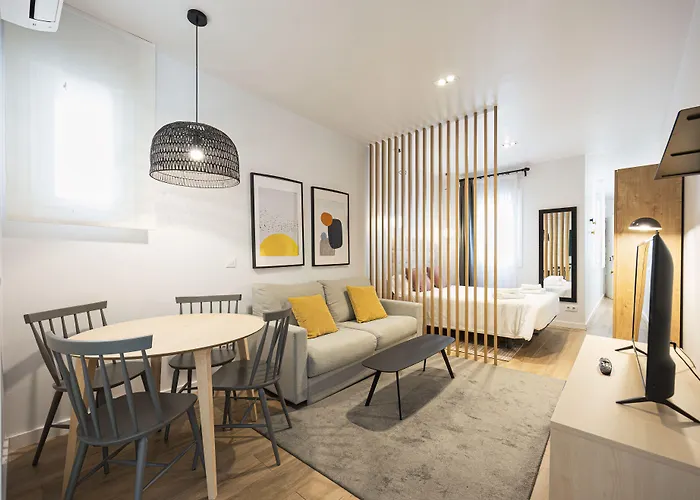 Aparthotel Smartr Atocha Reina Sofia Madrid